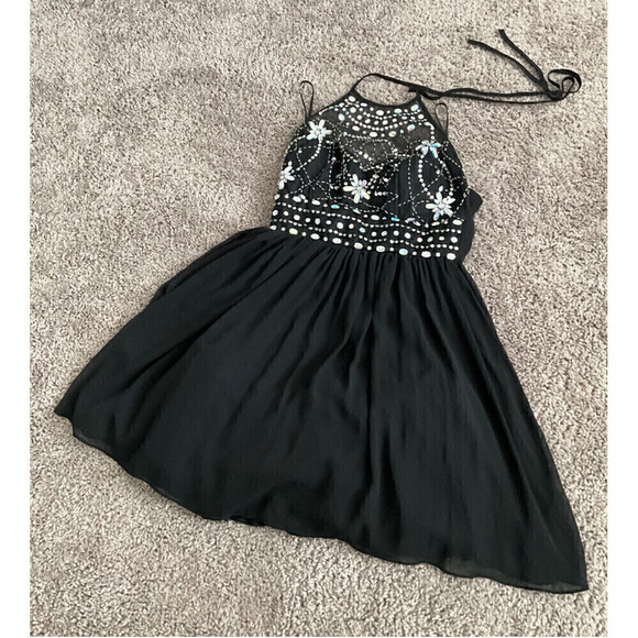 Windsor Dresses & Skirts - Women’s Fit and Flare Black  Sequin Dress (Juniors 7/8)